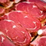 ذخایر گوشت مرغ بیش از ۷۰ هزار تن است قیمت گوشت مرغ و گوشت قرمز با ورود به فاز دوم هدفمندی تغییر نمی‌کند